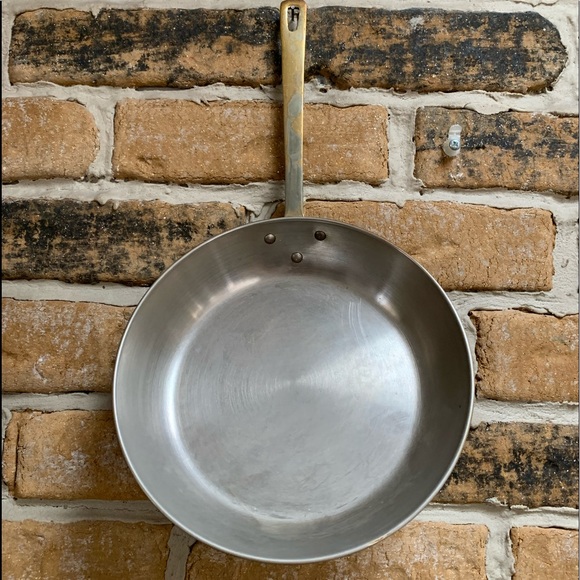SOLD Set of three (3) Vintage Solid Copper Pans - Picture 9 of 16